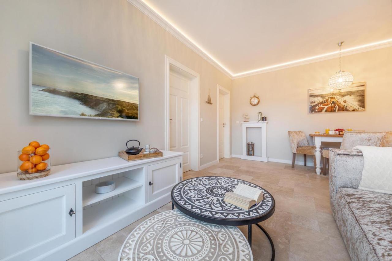 Traumhaus Unter Reet Διαμέρισμα Zingst Εξωτερικό φωτογραφία